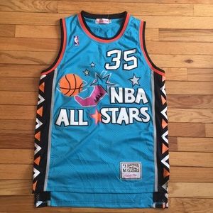 MITCHELL & NESS SWINGMAN BASKETBALL JERSEY